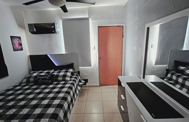 Cozy and Modern Apartment Black & White With Jacuzzi on Terrace - Foto 10