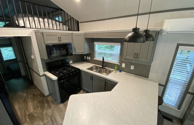 Lincolnwood Tiny House 13 - Photo 9
