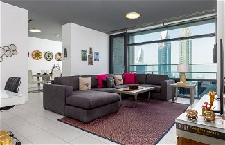 Photo 1 - Maison Privee - High Rise 2 BD apt in Index tower