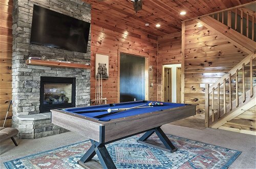 Photo 43 - Spacious Murphy Cabin w/ Game Rooms + Mtn Views