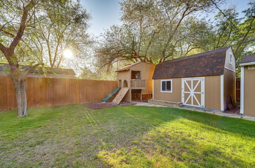 Foto 3 - Lovely Lubbock Home w/ Furnished Deck & Grill