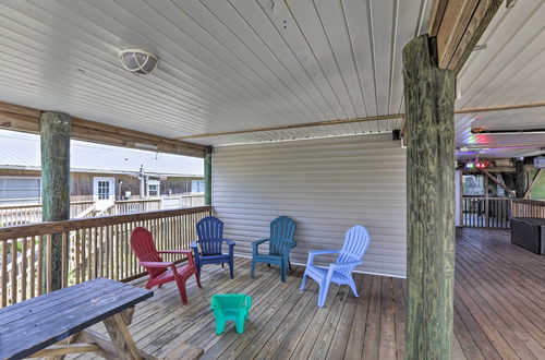 Photo 22 - Cozy Home With Ocean View: 5 Mi to Keaton Beach