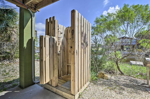 Photo 42 - Cozy Home With Ocean View: 5 Mi to Keaton Beach