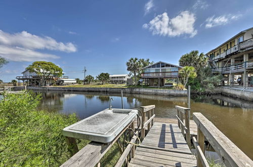 Photo 21 - Cozy Home With Ocean View: 5 Mi to Keaton Beach