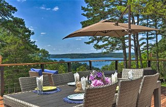 Photo 1 - Upscale Cottage With Furnished Lake-view Deck
