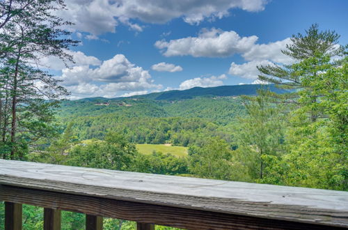 Photo 28 - Cozy Mountain Rose Sevierville Cabin w/ Hot Tub