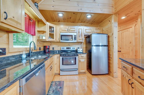 Photo 15 - Warm & Cozy Cabin w/ Deck on Top of the Blue Ridge