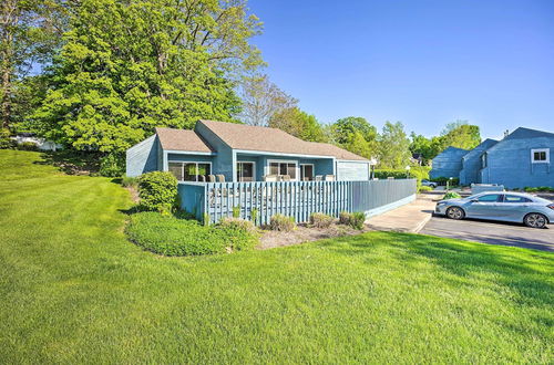 Photo 19 - Sunny South Haven Condo < 1 Mi to Beaches