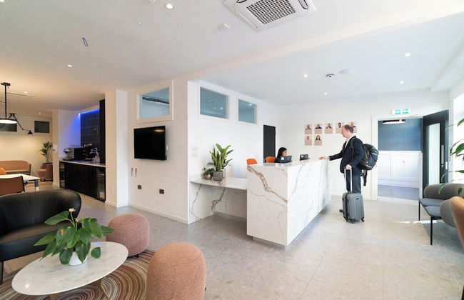 PREMIER SUITES Edinburgh Fountain Court - Foto 2