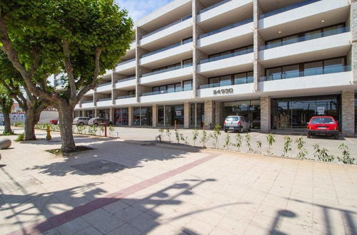 Photo 16 - Costa Brava- 1BR With Ocean View Parking and Wifi