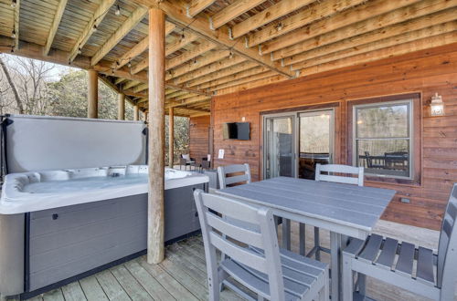 Photo 38 - Wooded Cabin: Mtn Views, Hot Tub & 2 Decks