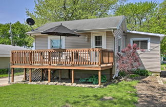 Foto 1 - Home w/ Lake-view Deck by Camp Perry & Magee Marsh