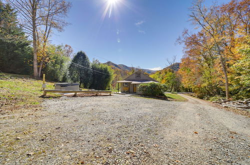 Photo 28 - Bright Farmhouse w/ Hot Tub & Mountain View