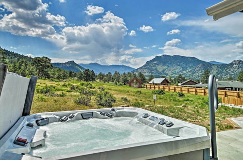 Photo 3 - Estes Park Mountain-view Retreat: 3 Miles to Rmnp