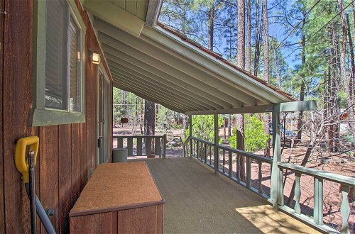Photo 4 - Family-friendly Pinetop Cabin w/ Deck & Grill