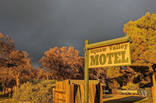 Foto 1 - Squaw Valley Motel