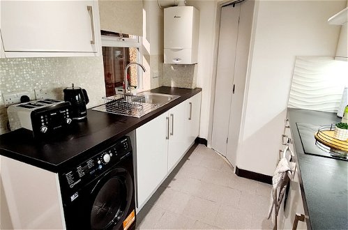 Photo 19 - Maple House - Inviting 1-bed Apartment in London