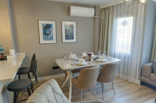 Photo 4 - Bright Gorgeous 2BR Apt in Ortakoy