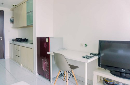 Foto 7 - Good Deal And Warm Studio Room Casa De Parco Apartment