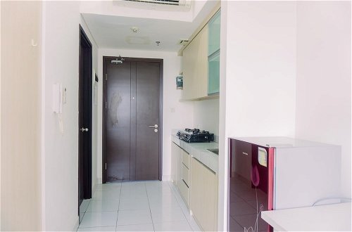 Photo 6 - Good Deal And Warm Studio Room Casa De Parco Apartment