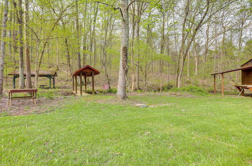 Photo 31 - Vacation Rental Near Lake Patoka With Hot Tub