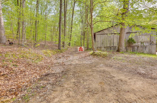 Photo 32 - Comfy Taswell Cabin Rental - Community Amenities