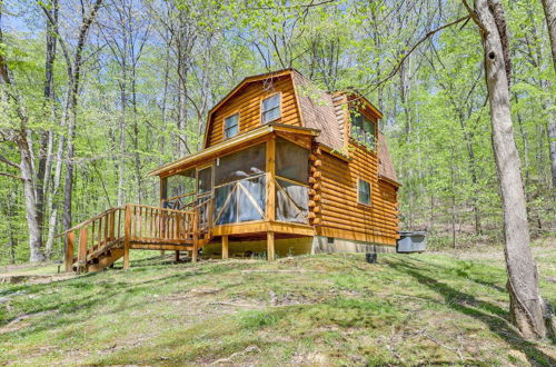 Photo 23 - Comfy Taswell Cabin Rental - Community Amenities