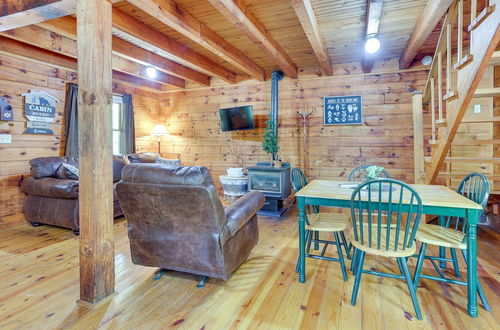 Foto 40 - Comfy Taswell Cabin Rental - Community Amenities