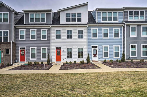 Photo 11 - Modern Townhome 4 Mi to Downtown Frederick