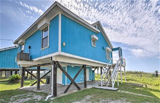 Photo 3 - Galveston Beachfront House w/ Deck & Ocean Views
