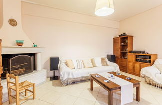 Photo 3 - Spacious Urban Haven-family Home Perfect Location