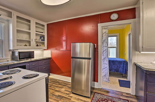 Photo 13 - Homey Cottage With Sunroom & Smart TV