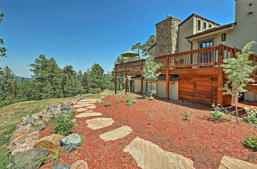 Photo 8 - Modern Morrison House w/ Deck & 2 Fireplaces