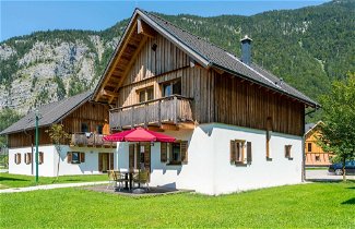 Photo 1 - Beautiful Chalet in Obertraun With Garden
