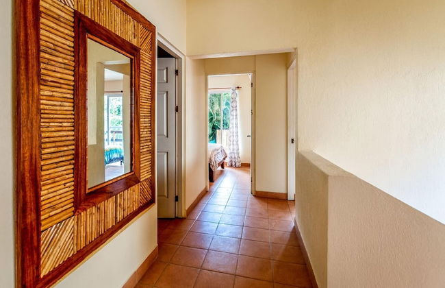 Nicely priced duplex in Surfside with private pool and AC in every room - Foto 25
