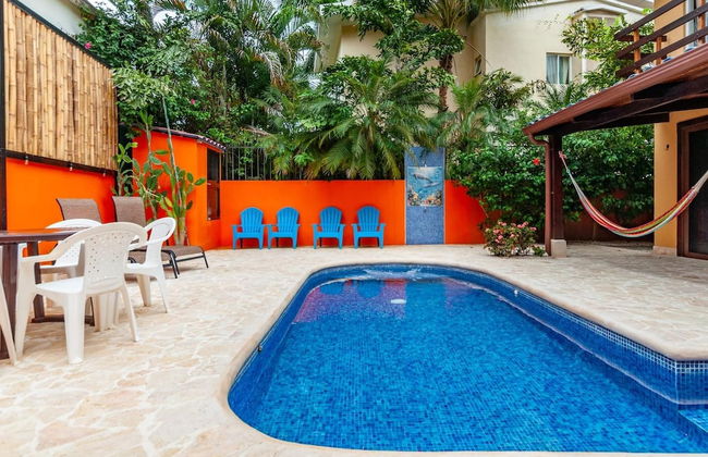 Nicely priced duplex in Surfside with private pool and AC in every room - Foto 20
