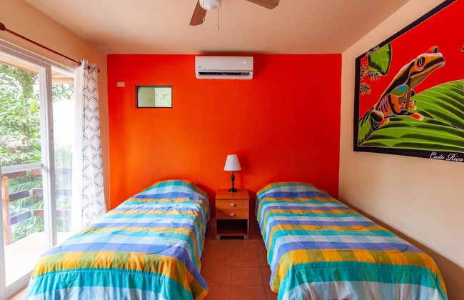 Nicely priced duplex in Surfside with private pool and AC in every room - Foto 6