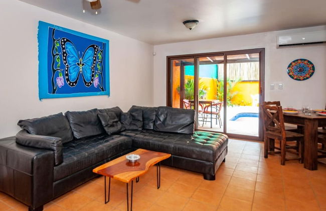 Nicely priced duplex in Surfside with private pool and AC in every room - Foto 16