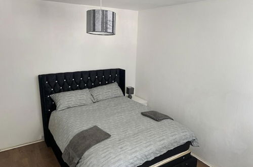 Foto 5 - Charming 2-bed Apartment in Hemel Hempstead