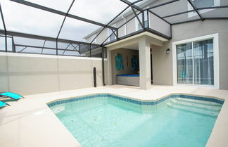 Foto 2 - Gorgeous 4Bd w Pool Close to Disney Storey Lake 4289