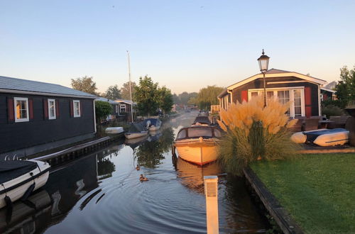 Foto 9 - Holiday Home With Terrace in Giethoorn