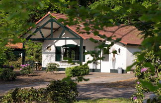 Foto 1 - Bungalow With a Terrace at Bedafse Bergen