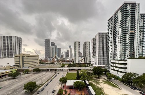 Photo 58 - Miami Modern - Lux Amenities Pool Parking