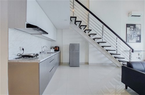 Photo 18 - Nice And Fancy Studio Loft At Brooklyn Alam Sutera Apartment