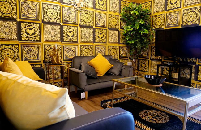 Sexy Luxurious Versace Apartment Near Sheffield - Foto 1