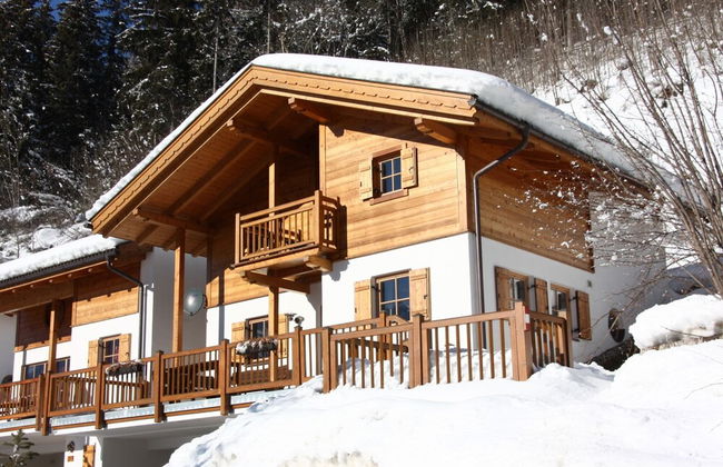 Chalet in Konigsleiten Near Ski Bus, Pool - Foto 1