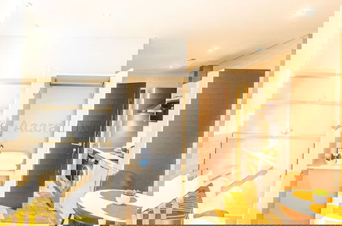 Photo 9 - Accra Luxury Apartments At The Signature