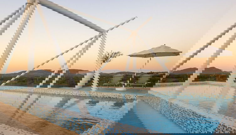 Photo 1 - Flamboyan Hotel & Residences
