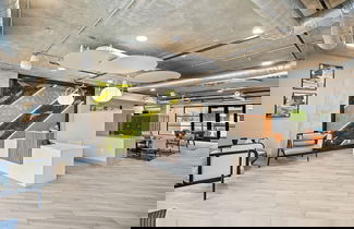 Photo 3 - Placemakr Downtown Austin