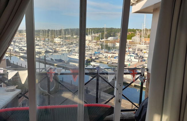 Marina View, South Facing Balcony Sunny Apartment - Foto 1
